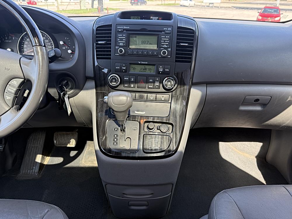 2014 Kia Sedona EX - Photo 21