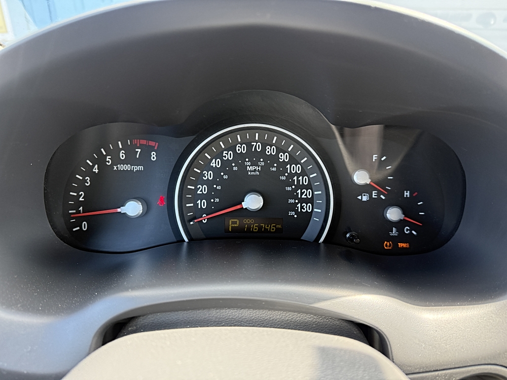 2014 Kia Sedona EX - Photo 26