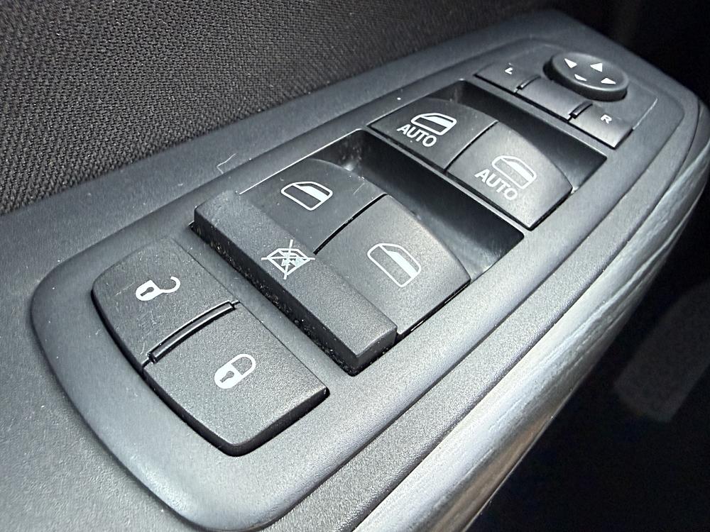 2015 Jeep Cherokee Latitude - Photo 32