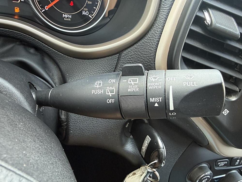 2015 Jeep Cherokee Latitude - Photo 29