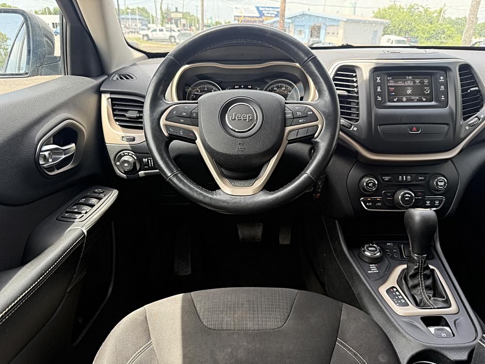 2015 Jeep Cherokee Latitude - Photo 20