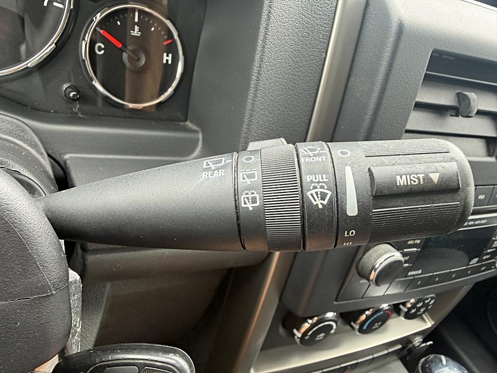 2012 Jeep Liberty Sport - Photo 28