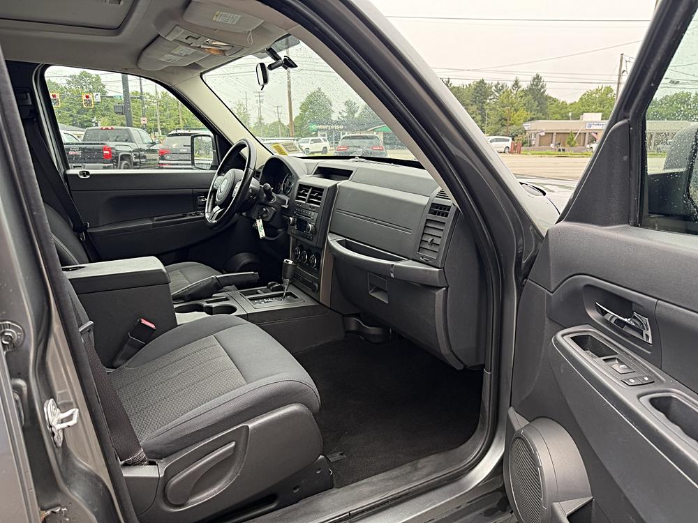2012 Jeep Liberty Sport - Photo 10