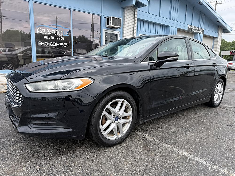 2016 Ford Fusion SE FWD photo