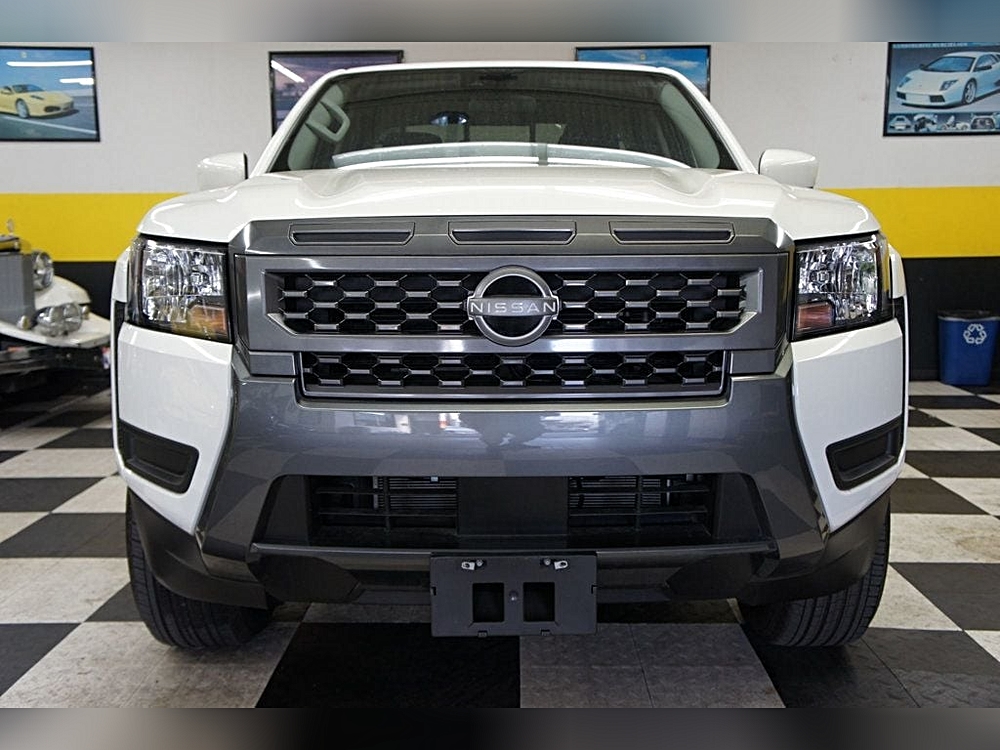 2025 Nissan Frontier