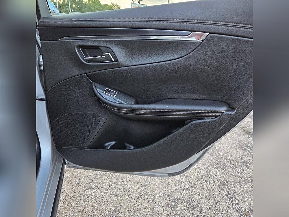 2019 Chevrolet Impala Premier - Photo 17