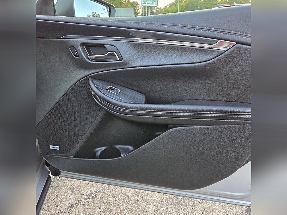 2019 Chevrolet Impala Premier - Photo 19