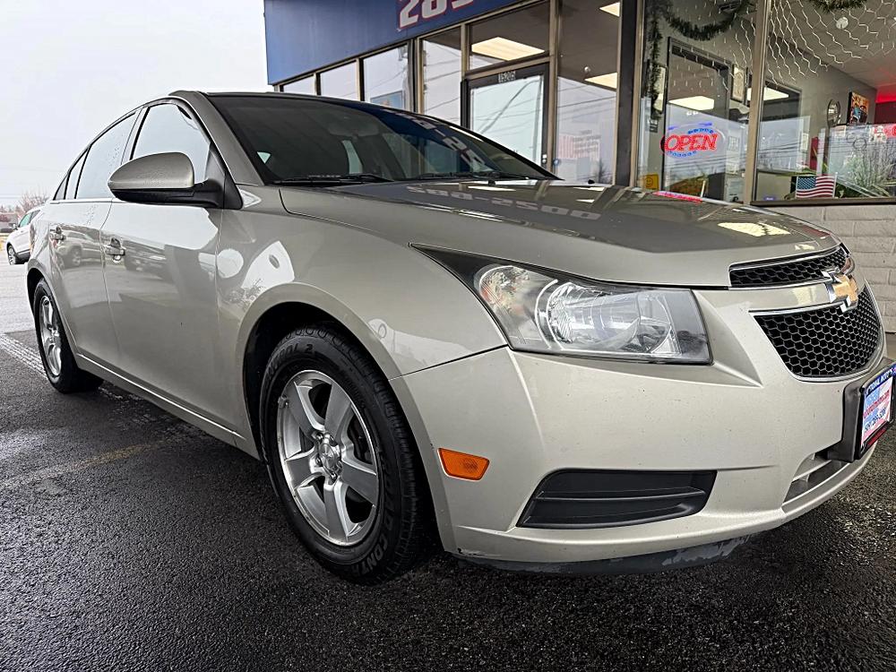 2013 Chevrolet Cruze 1LT's photo