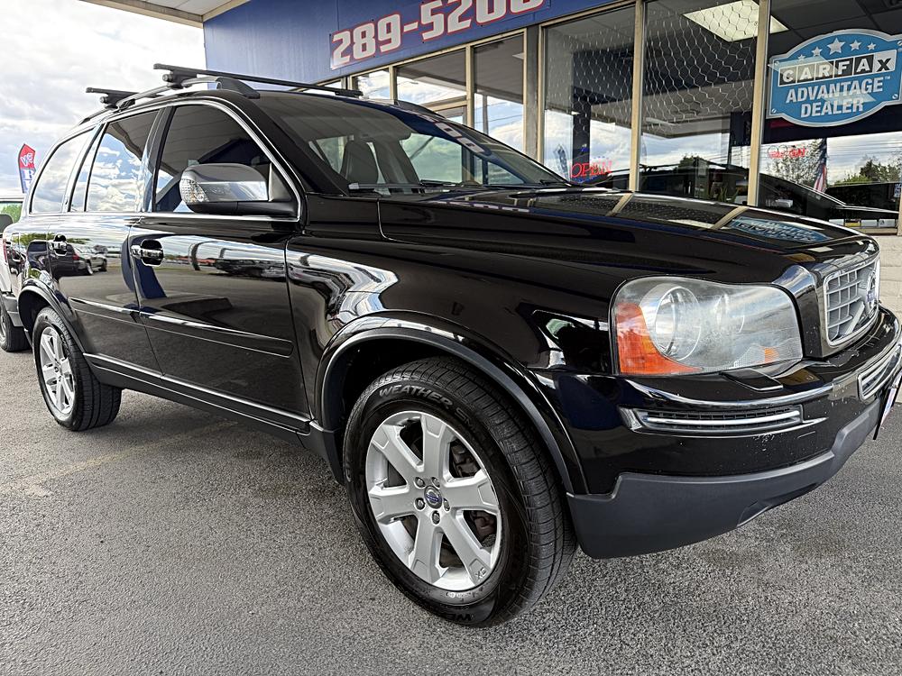 2011 Volvo XC90 V8 AWD Auto's photo