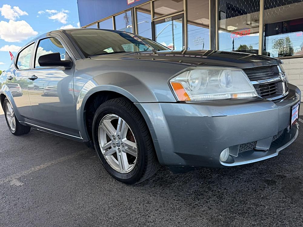 2009 Dodge Avenger's photo
