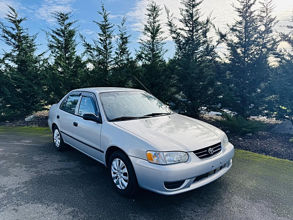 2001 Toyota Corolla CE's photo