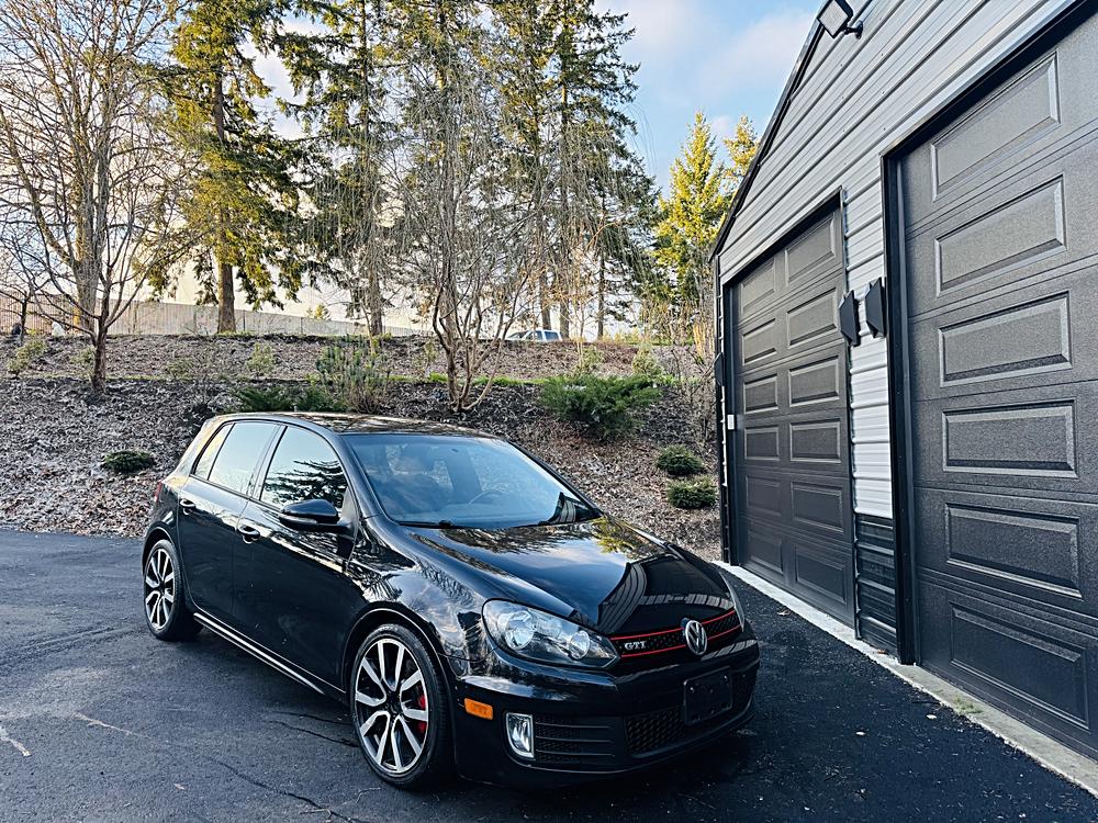 2014 Volkswagen GTI Wolfsburg Edition
