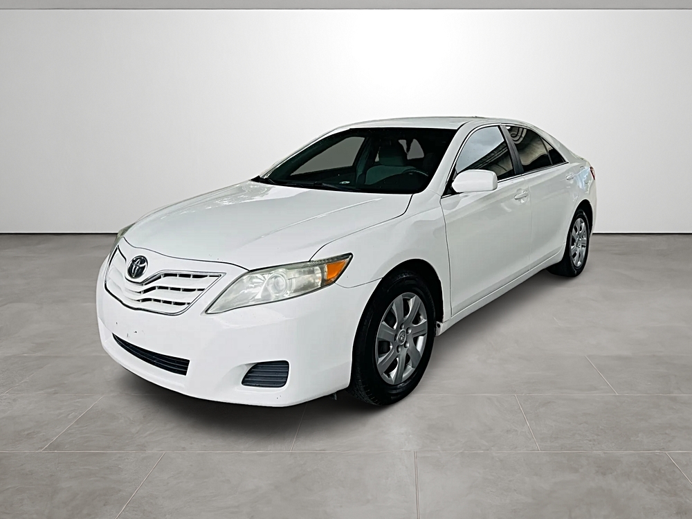 2011 Toyota Camry 2.5 LE's photo
