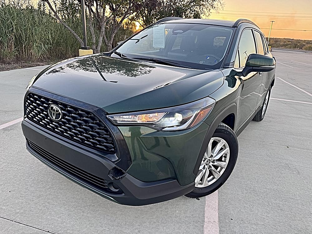 2025 Toyota Corolla Cross LE