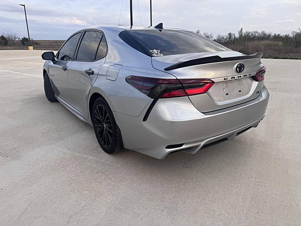2022 Toyota Camry LE - Photo 24