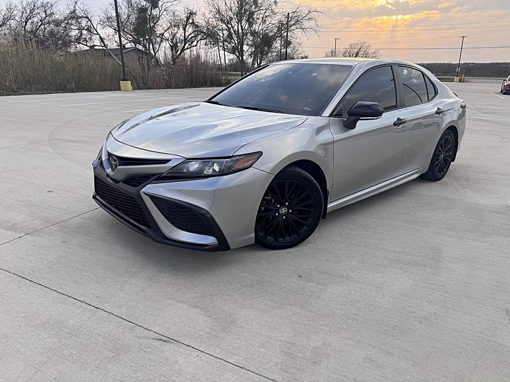 2022 Toyota Camry LE - Photo 21