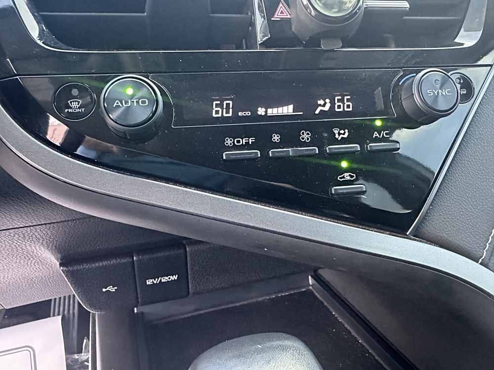 2022 Toyota Camry LE - Photo 30