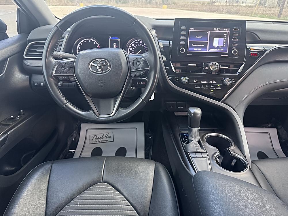 2022 Toyota Camry LE - Photo 28