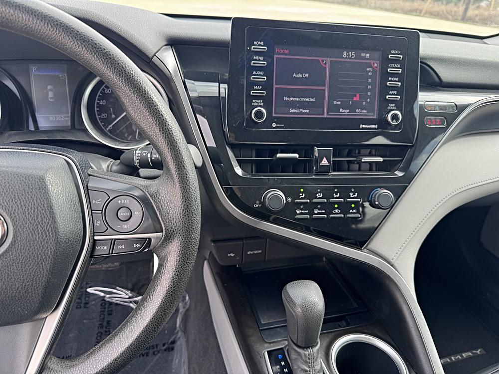 2022 Toyota Camry LE - Photo 46