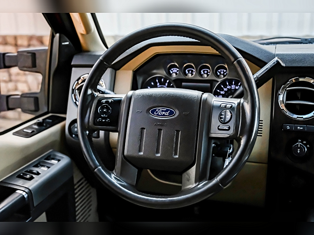 2013 Ford F-350 Super Duty Lariat - Photo 17
