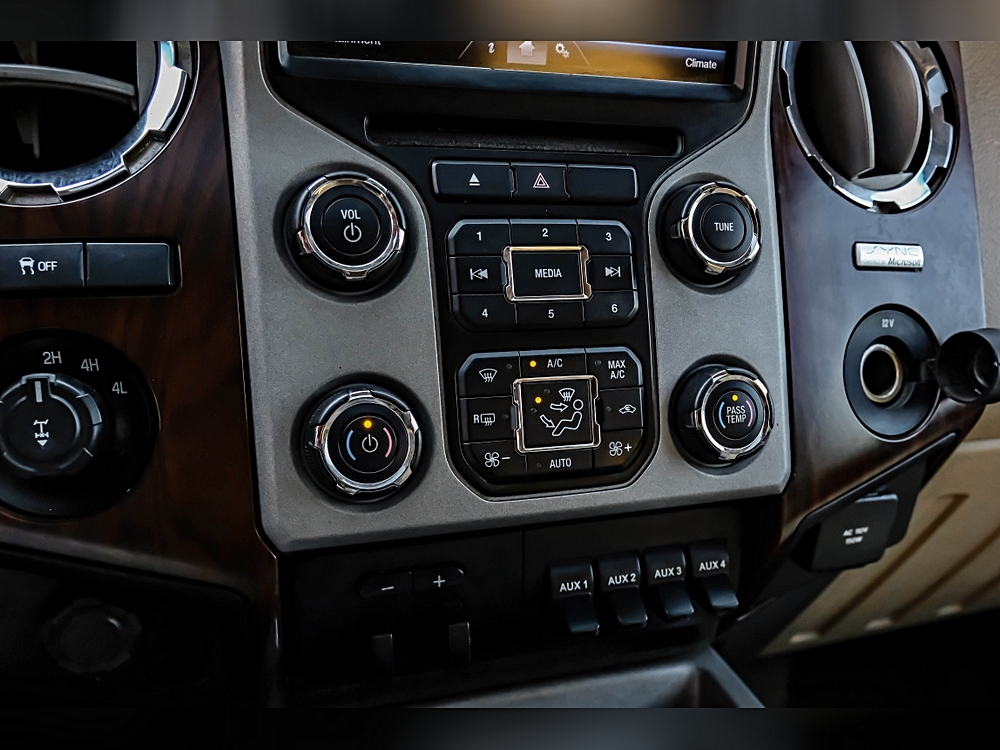 2013 Ford F-350 Super Duty Lariat - Photo 23