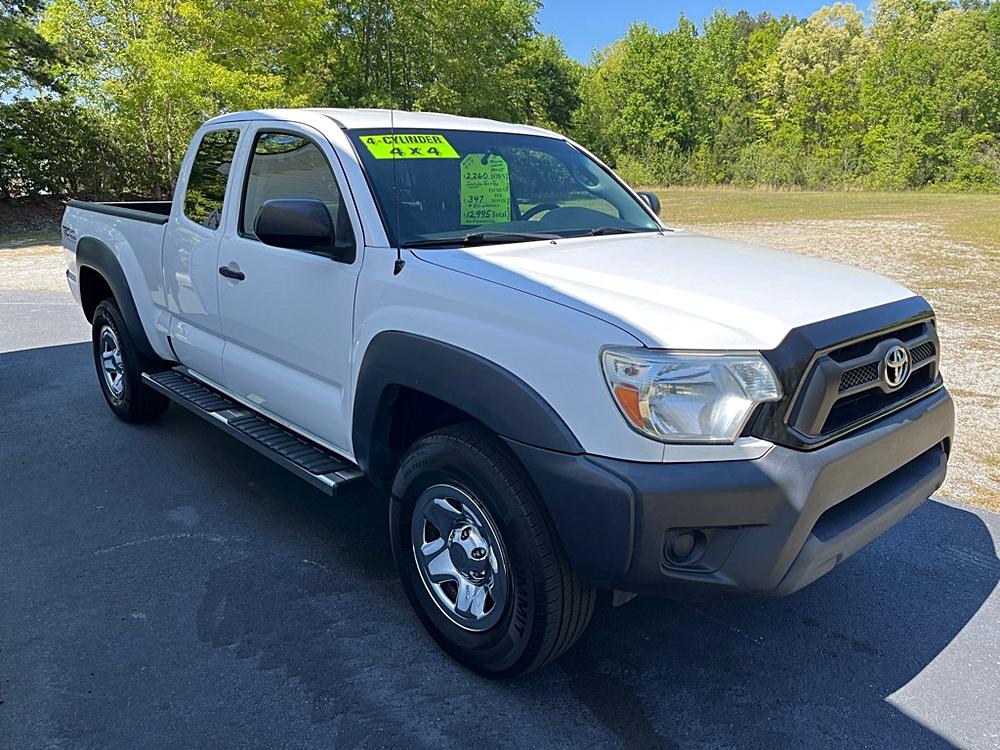 2015 Toyota Tacoma Base