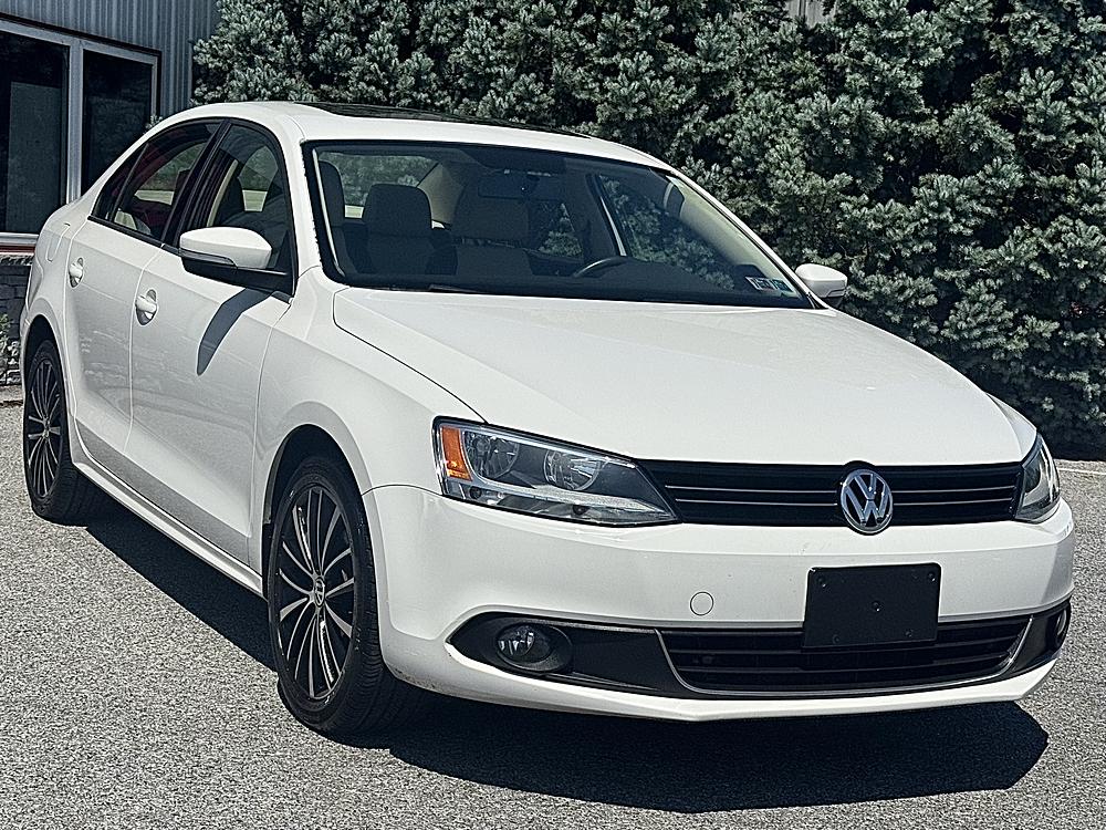 2012 Volkswagen Jetta's photo