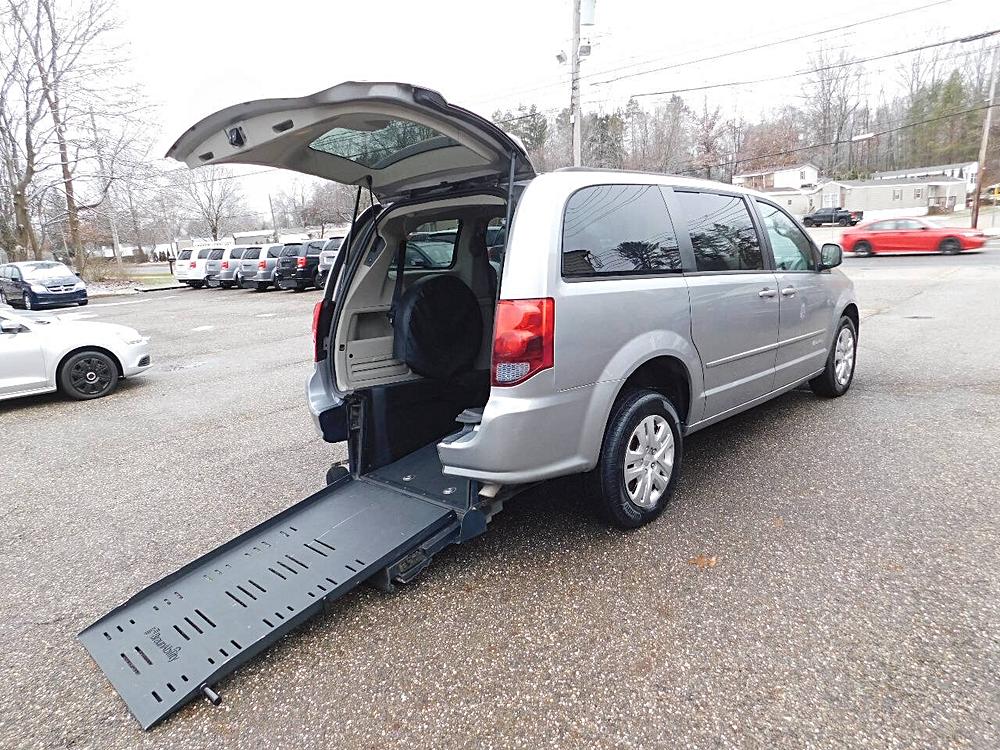 2016 Dodge Grand Caravan SXT's photo