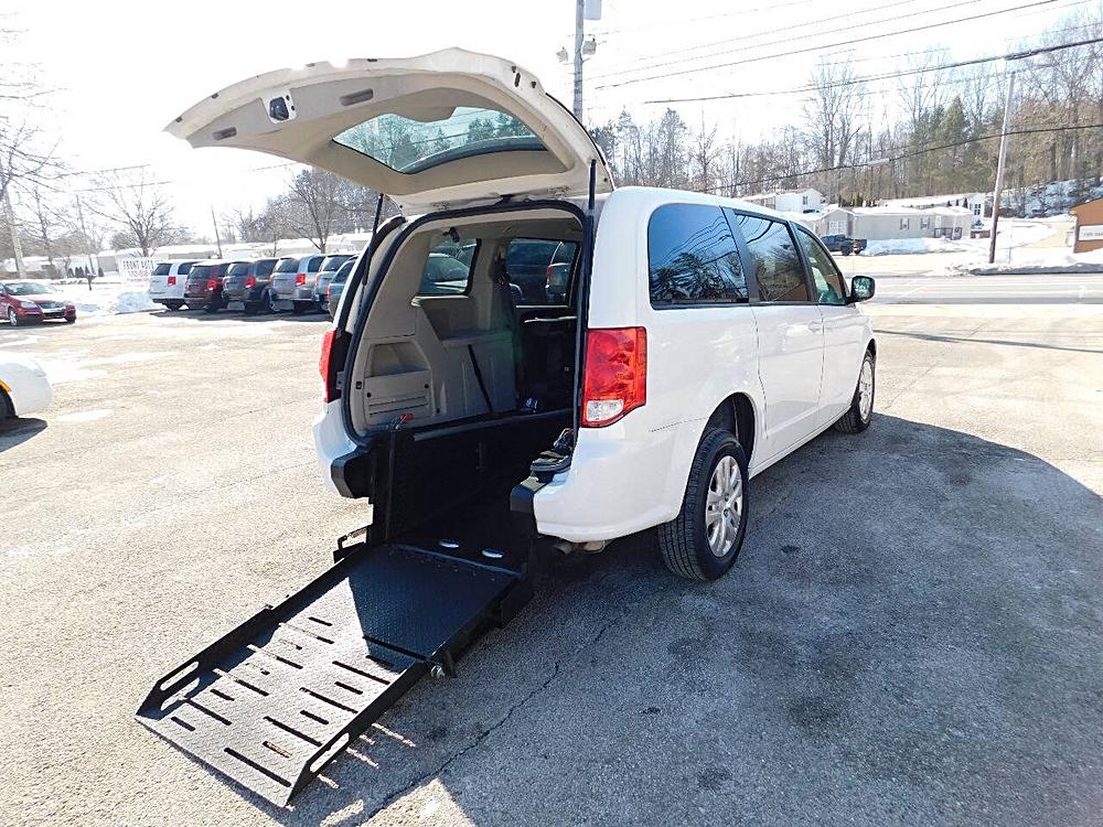 2018 Dodge Grand Caravan SE 4dr Mini Van
