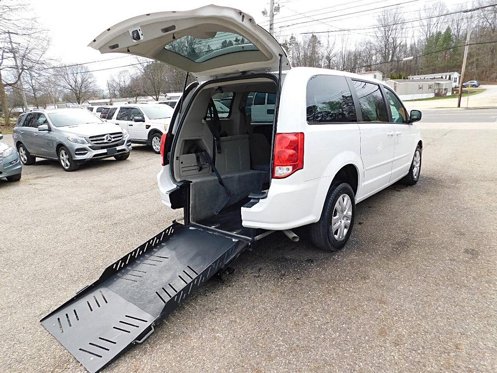 2014 Dodge Grand Caravan SE 4dr Mini Van