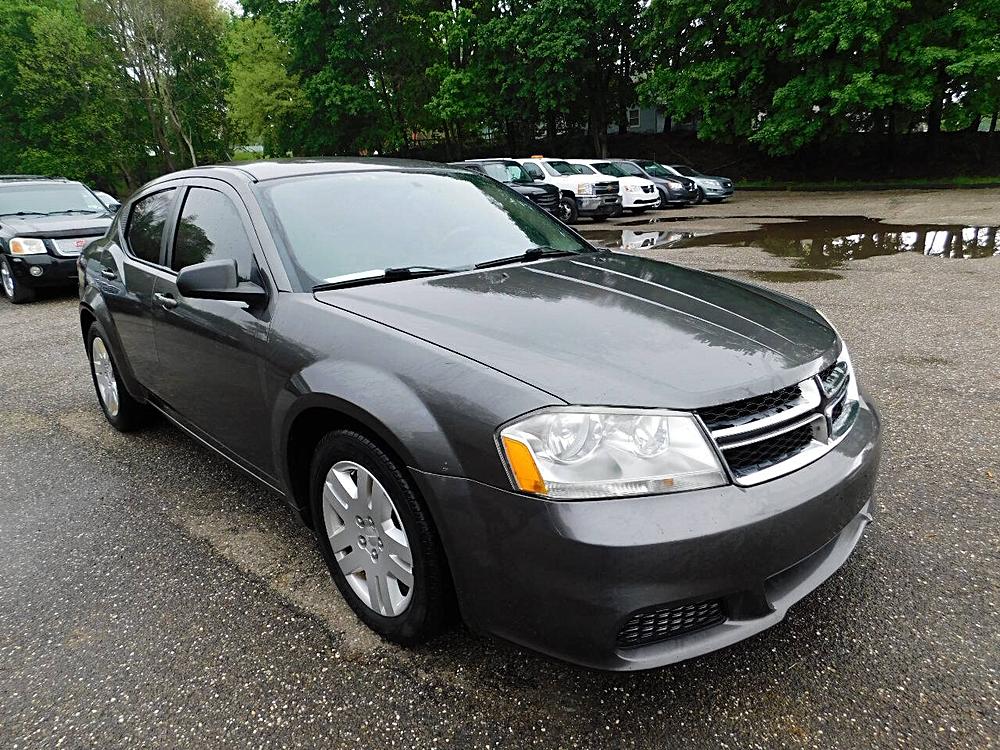 2014 Dodge Avenger SE V6 4dr Sedan