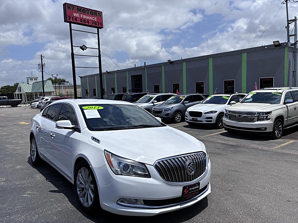 2014 Buick LaCrosse Premium 2's photo