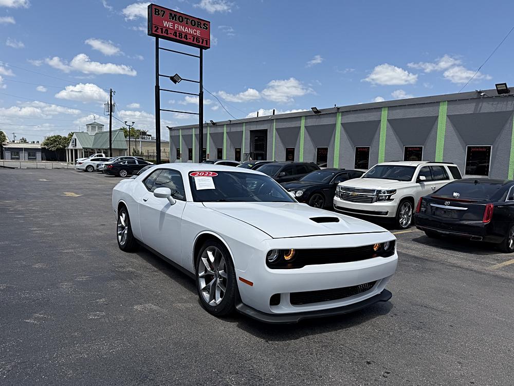 2022 Dodge Challenger GT Auto's photo