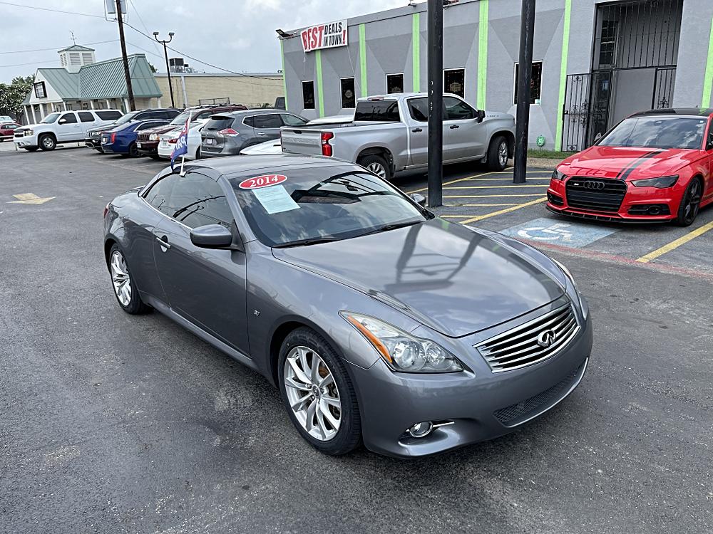 2014 INFINITI Q60 Convertible Base