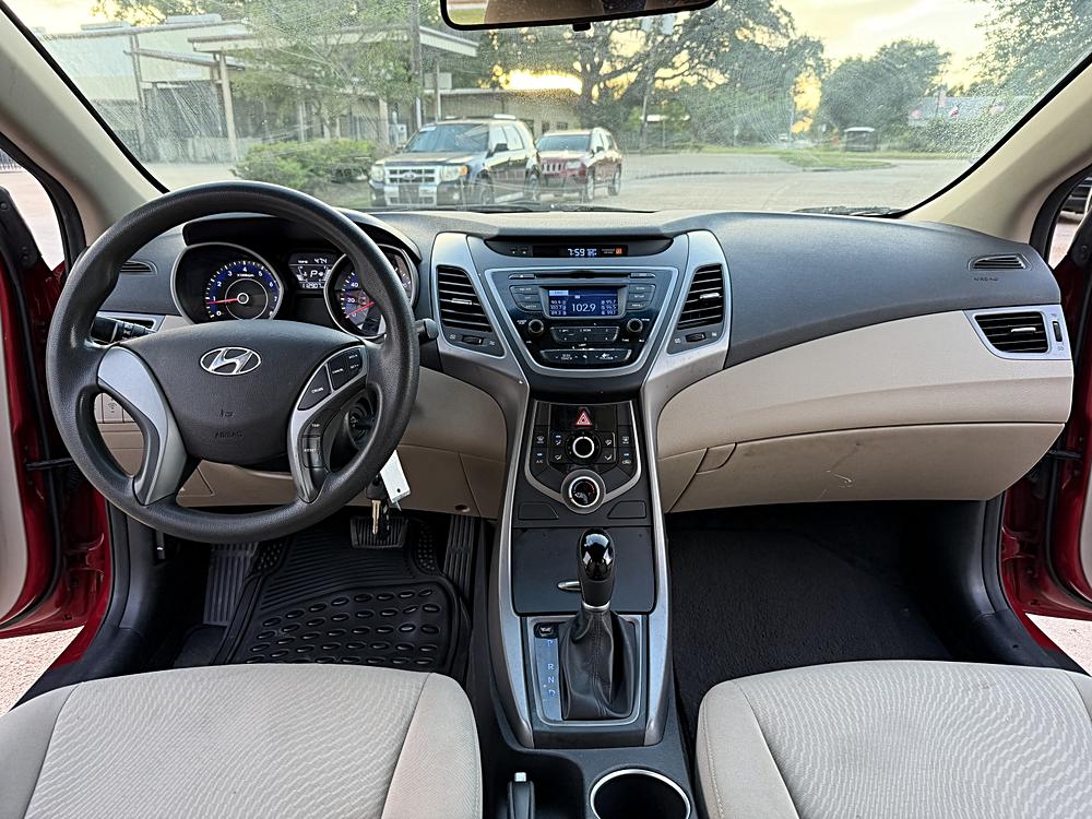 2016 Hyundai Elantra SE - Photo 24