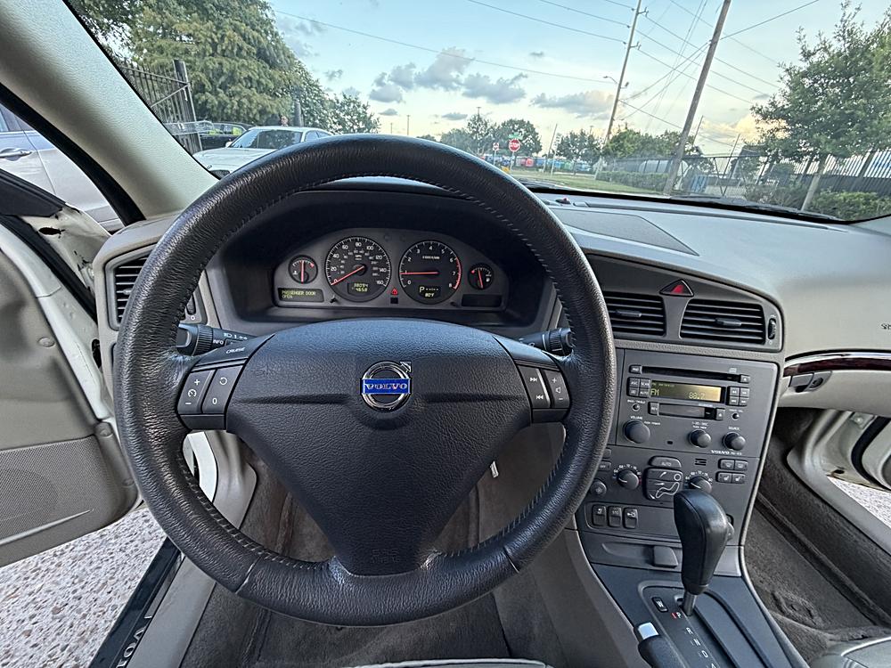 2003 Volvo S60 2.4T - Photo 11