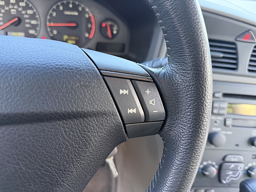 2003 Volvo S60 2.4T - Photo 18