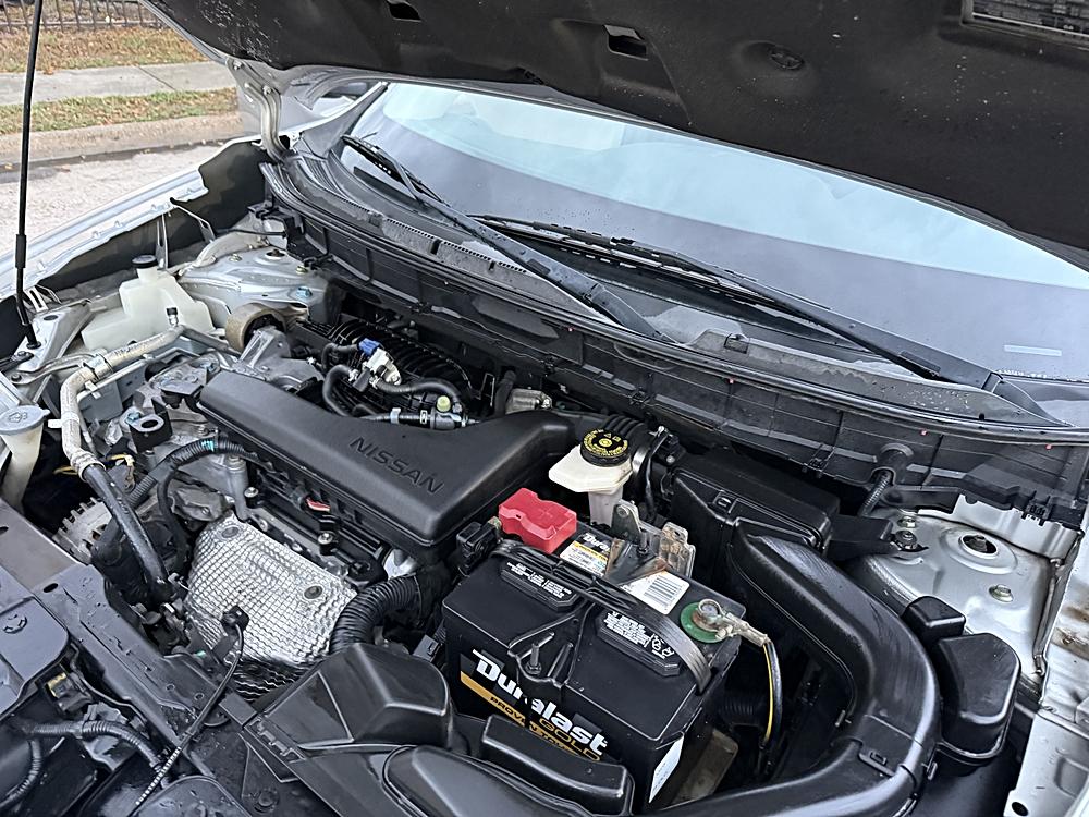 2016 Nissan Rogue SV - Photo 33
