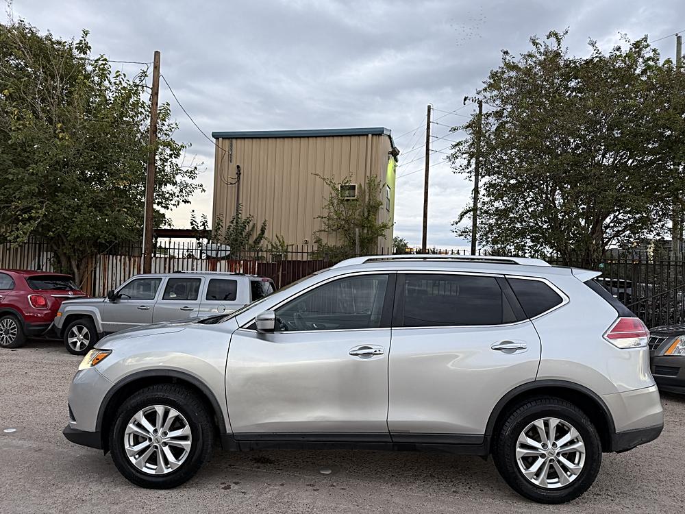 2016 Nissan Rogue SV - Photo 8