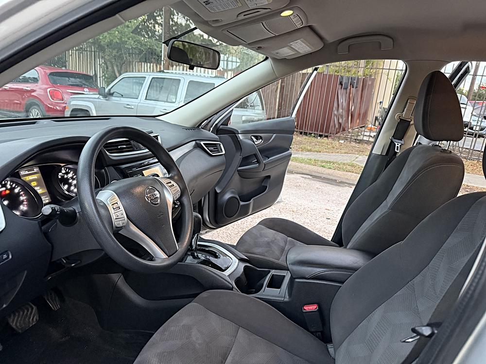 2016 Nissan Rogue SV - Photo 9