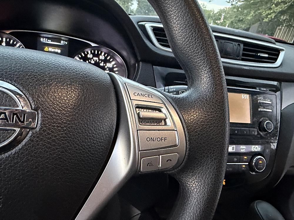2016 Nissan Rogue SV - Photo 19