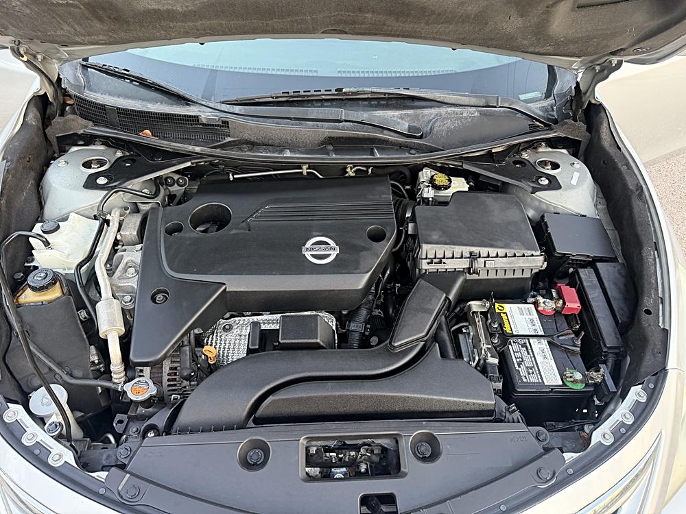 2013 Nissan Altima Sedan S - Photo 29