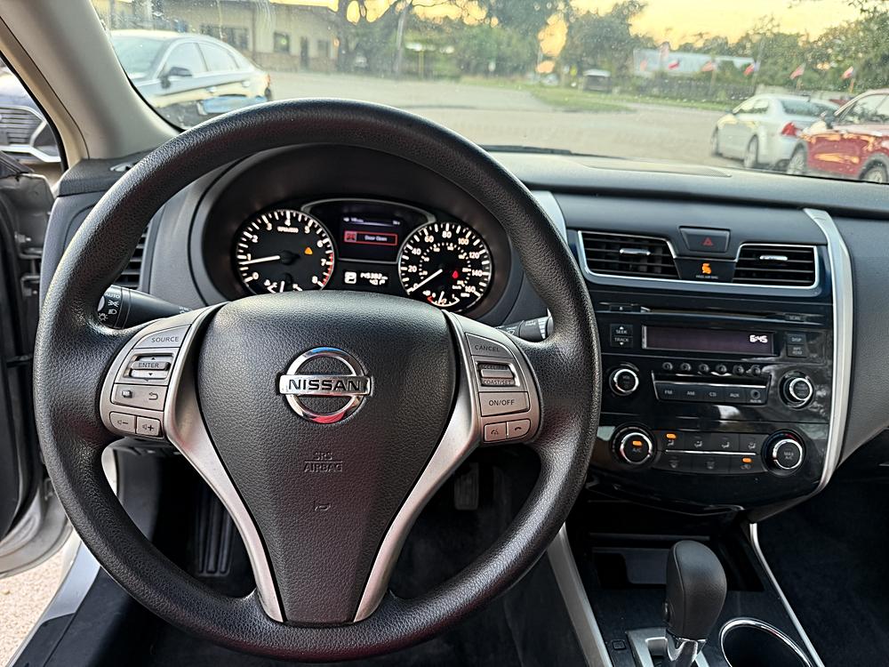 2013 Nissan Altima Sedan S - Photo 10