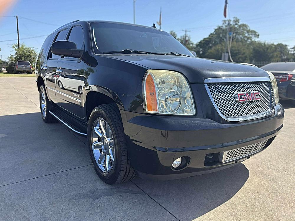 2012 GMC Yukon Denali's photo