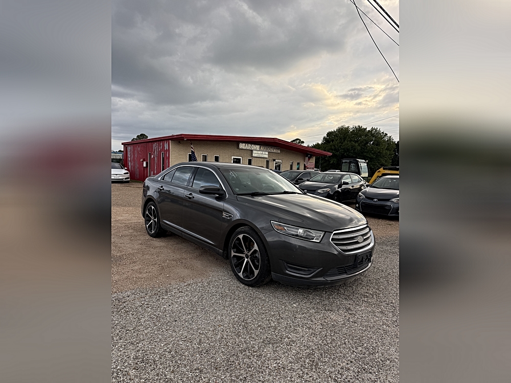 2015 Ford Taurus