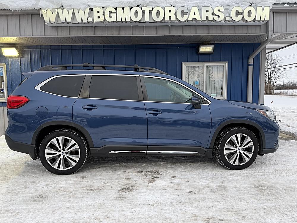 2019 Subaru Ascent Limited's photo