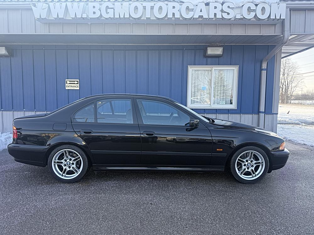 2000 BMW 5 Series 540iA's photo