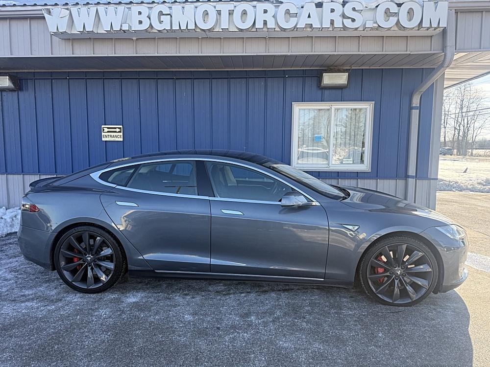 2014 Tesla Model S S's photo