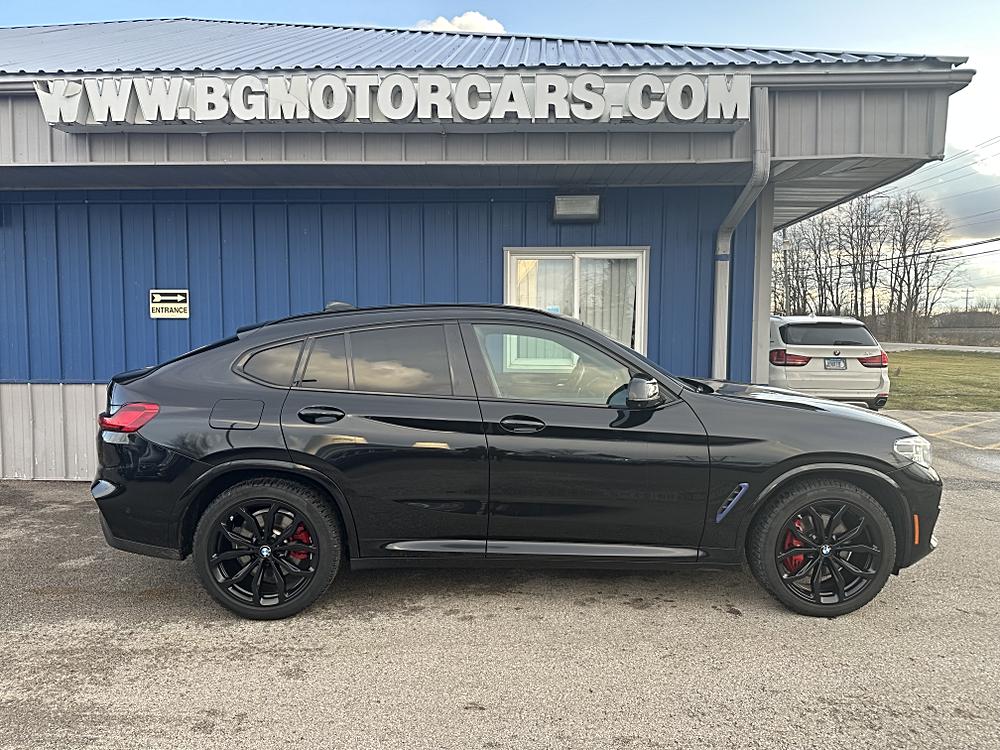 2021 BMW X4 M40i's photo