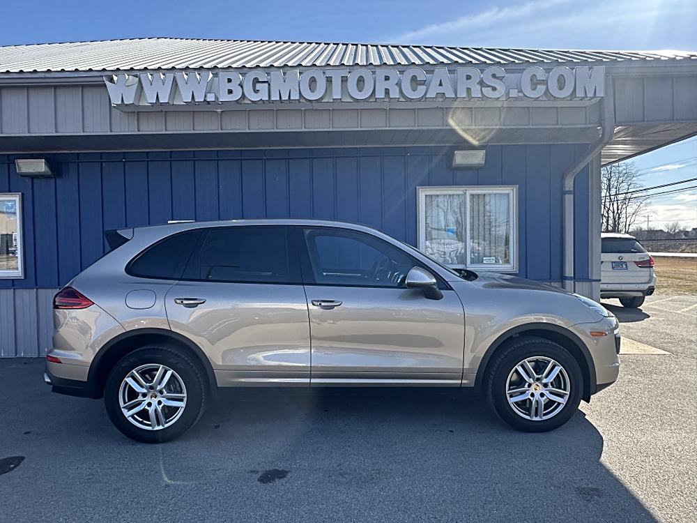 2016 Porsche Cayenne Base